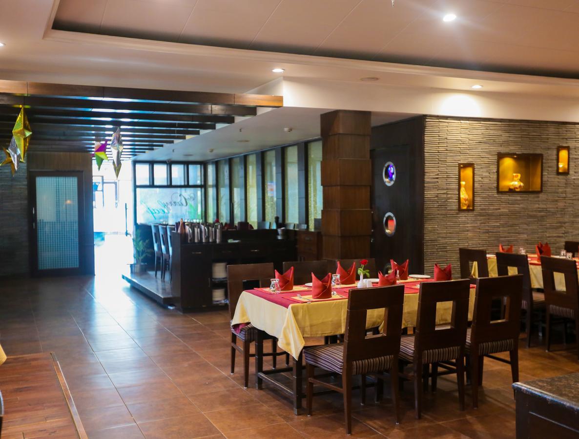 Cs Boutique Hotel Faridabad Exterior photo